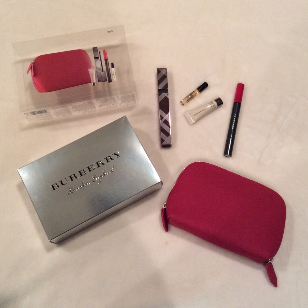 Burberry Makeup Gift Set - Picture 6 of 6